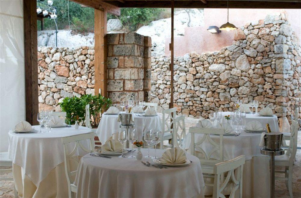 Antica Masseria Rottacapozza Hotel 4*