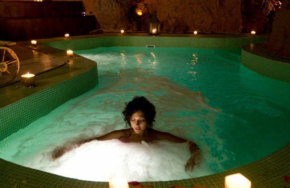 Hotel Antica Masseria Rottacapozza 4*