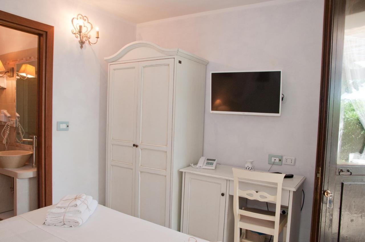 Hotel Antica Masseria Rottacapozza 4*